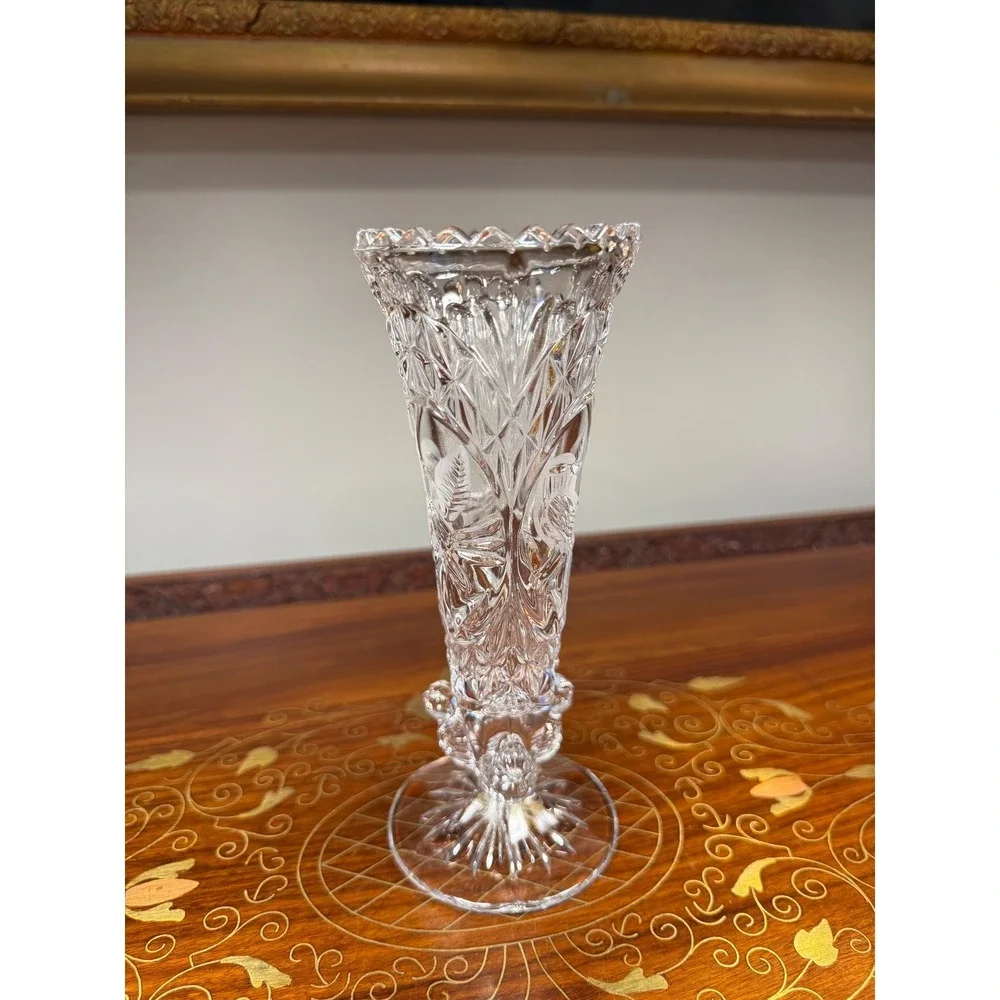 Vintage Hofbauer Byrdes Lead Crystal Bud Vase • Etched Bird Pedestal Vase